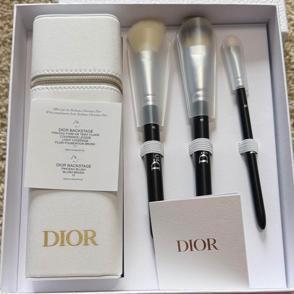 Dior Backstage Brush Set with Case